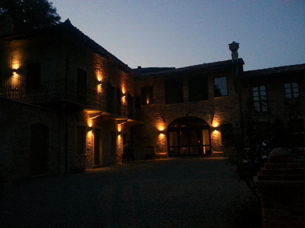 Dimora Cortese Castagnole delle Lanze Exterior foto