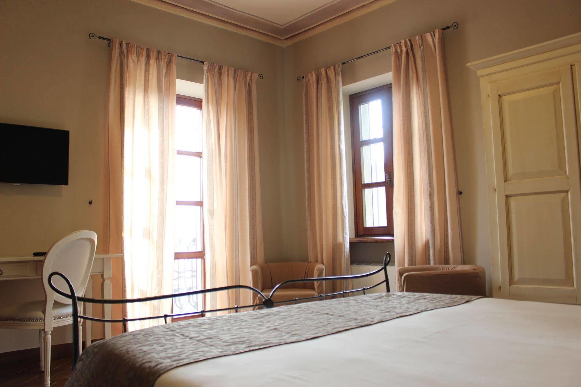 Dimora Cortese Castagnole delle Lanze Exterior foto